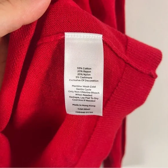 Talbots Supersoft Penguin Crewneck Sweater Red Size Medium Cashmere Blend Preppy - Picture 7 of 9